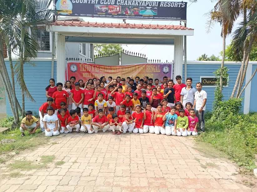 The Country Club Chanakyapuri